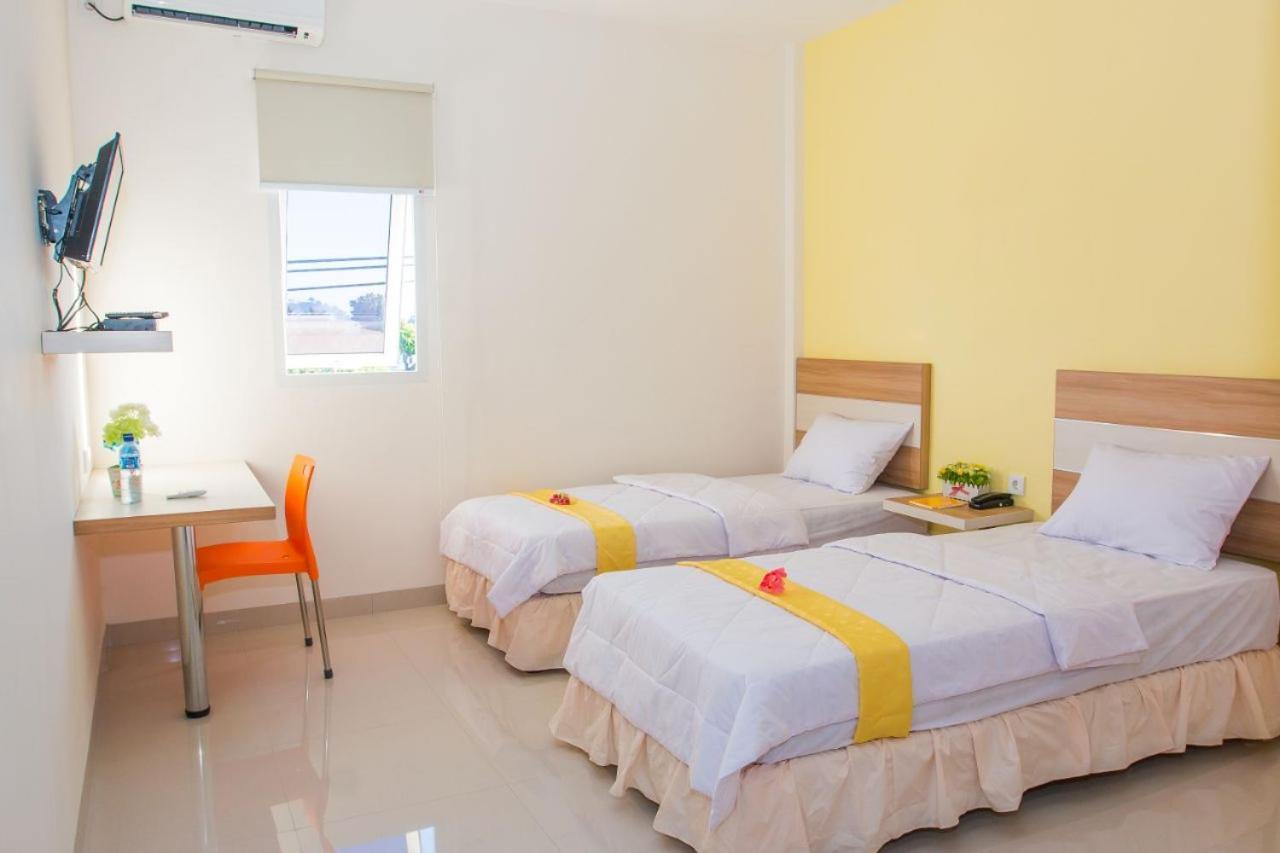 Berlian Hotel Ende Exterior foto